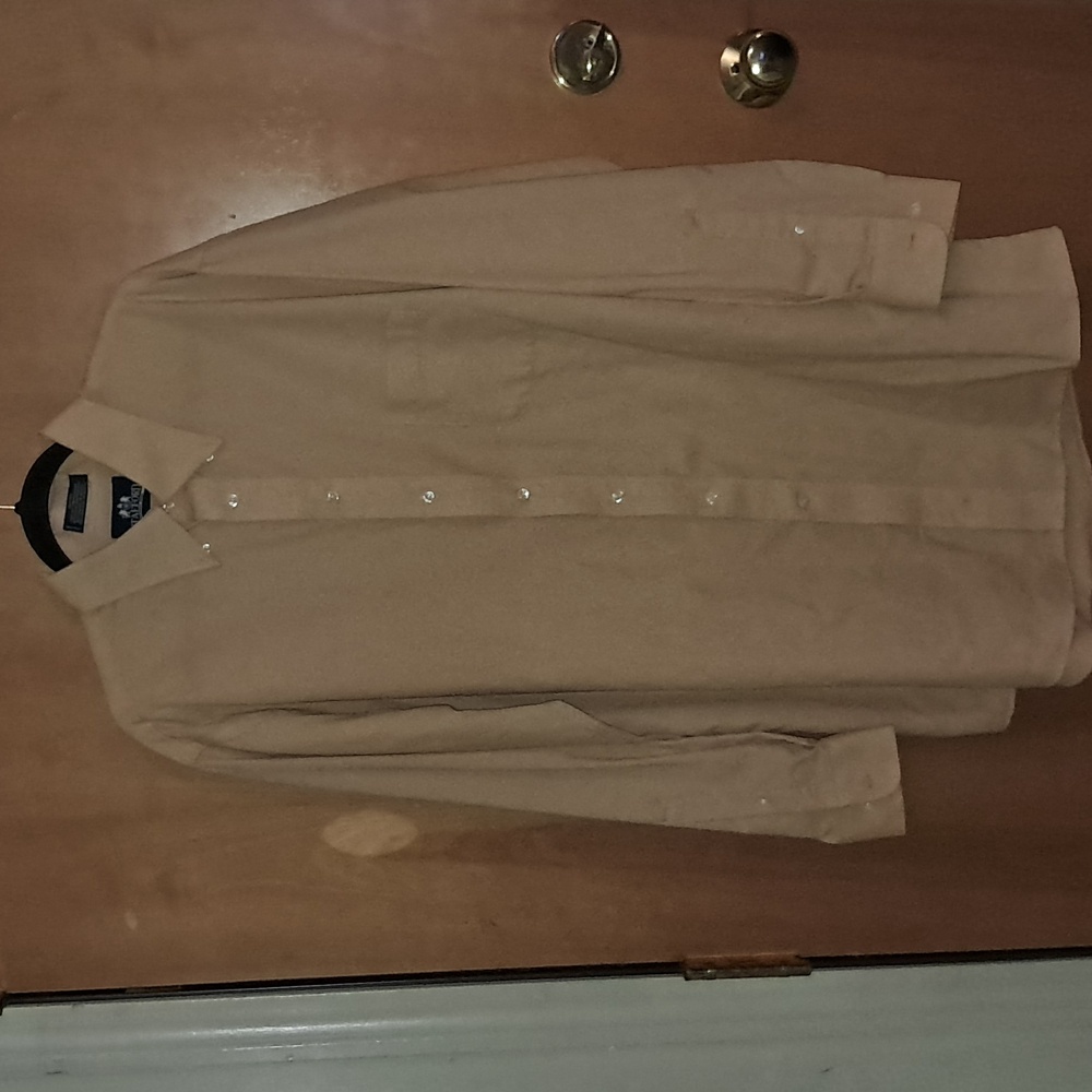Men's button-down shirt size x tall 17 (35-36)